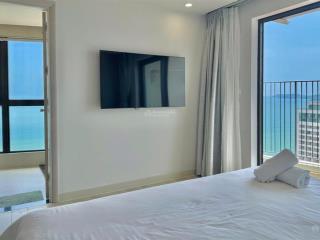 Bán căn góc căn hộ gold coast tòa nam 2pn2wc view trực diện biển.