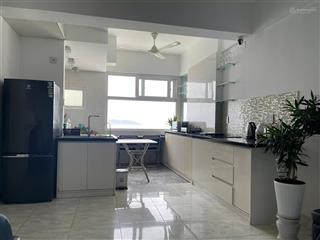 Cho thuê căn hộ mường thanh dương hiến quyền 4 phòng ngủ view biển full nội thất.