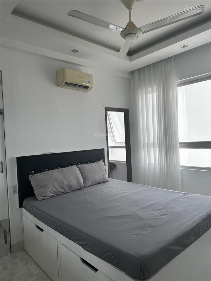Cho thuê căn hộ mường thanh dương hiến quyền 4 phòng ngủ view biển full nội thất.
