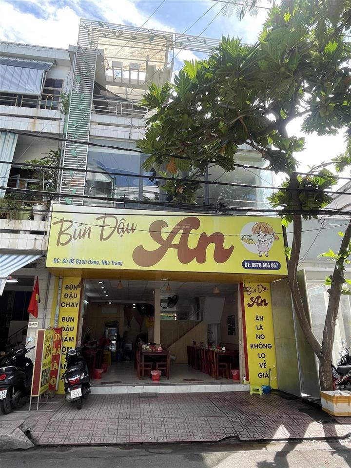 Bán nhà 3 tầng mặt tiền đường bạch đằng ngang 6m ngay tttp, thích hợp kd.