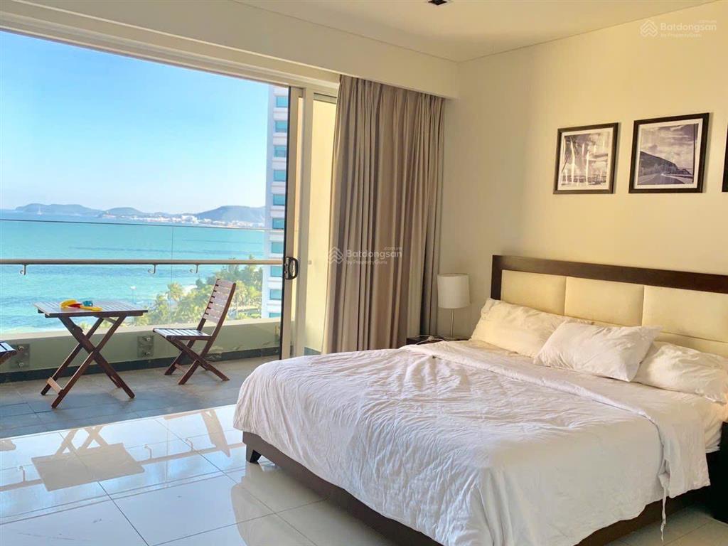 Cho thuê căn hộ cao cấp 5 sao costa 2pn 2wc ngay sát biển.