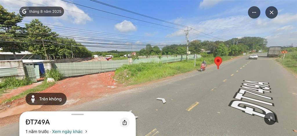 Bán cắt lỗ 5 tỷ còn 30 tỷ cho lô đất ngay mặt tiền đt749a, xã long nguyên, có sẵn 1400m2 thổ cư