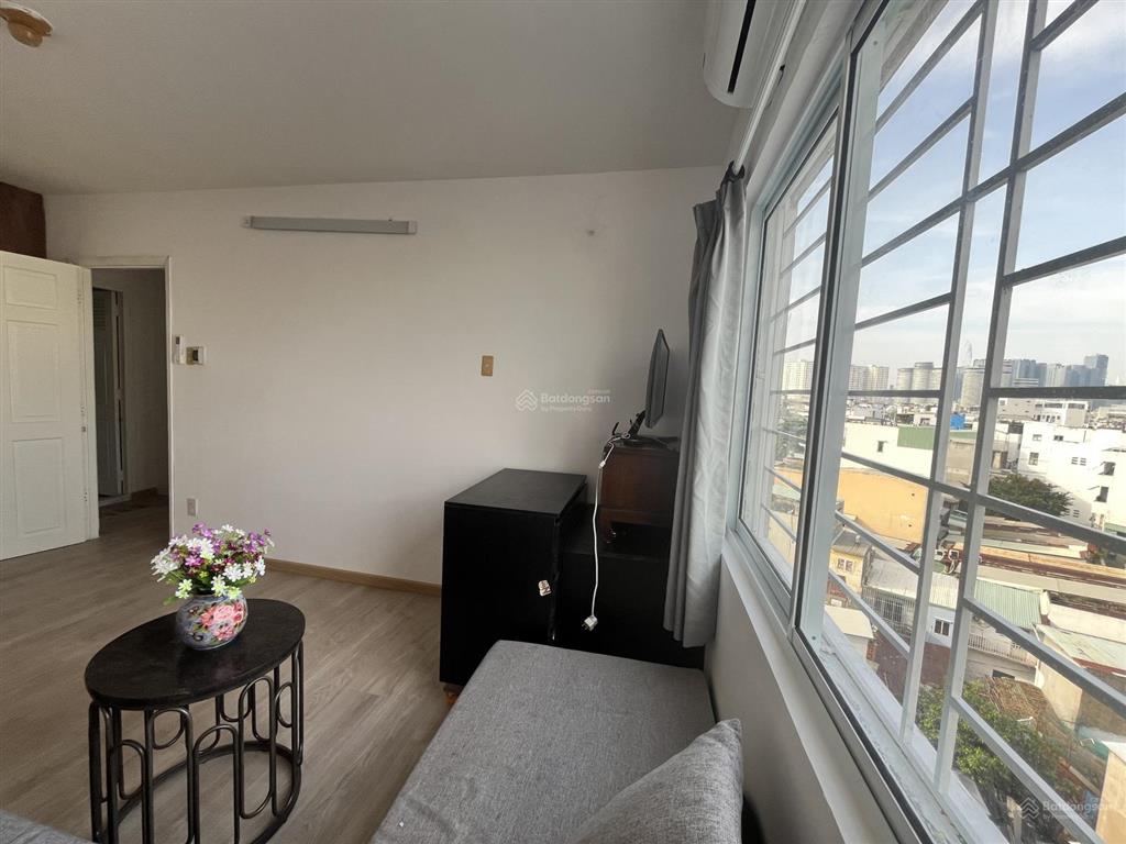 Chính chủ cần bán căn hộ chung cư 3pn, 2vs. lô góc, diện tích 96m2, giá 5.6 tỉ, view quận 1