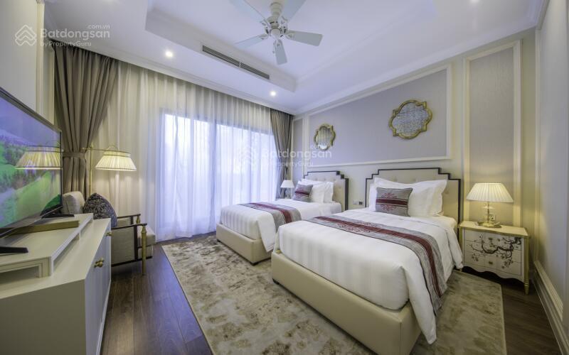 Căn biệt thự 2 ngủ giá từ 6,7 tỷ, căn 3 ngủ giá 12,5 tỷ căn 4 ngủ giá 11,5 tỷ