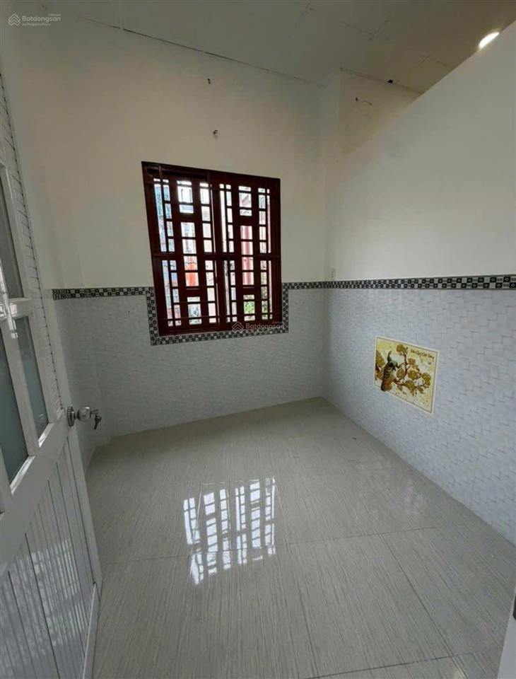 Nhà mới 2 tầng, 2pn, phường tân hưng. tphcm