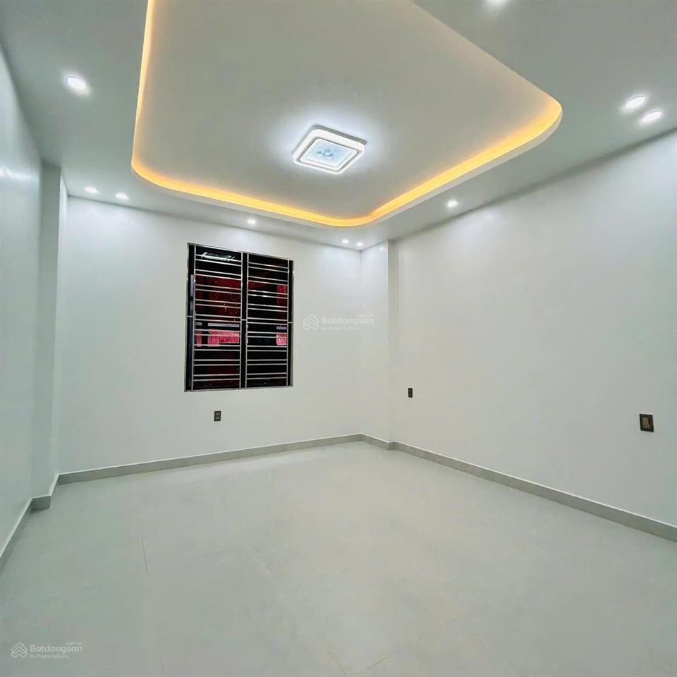 Bán nhà 4 tầng thang máy ktt công an  hồ lâm tường  hoàng minh thảo  chùa hàng