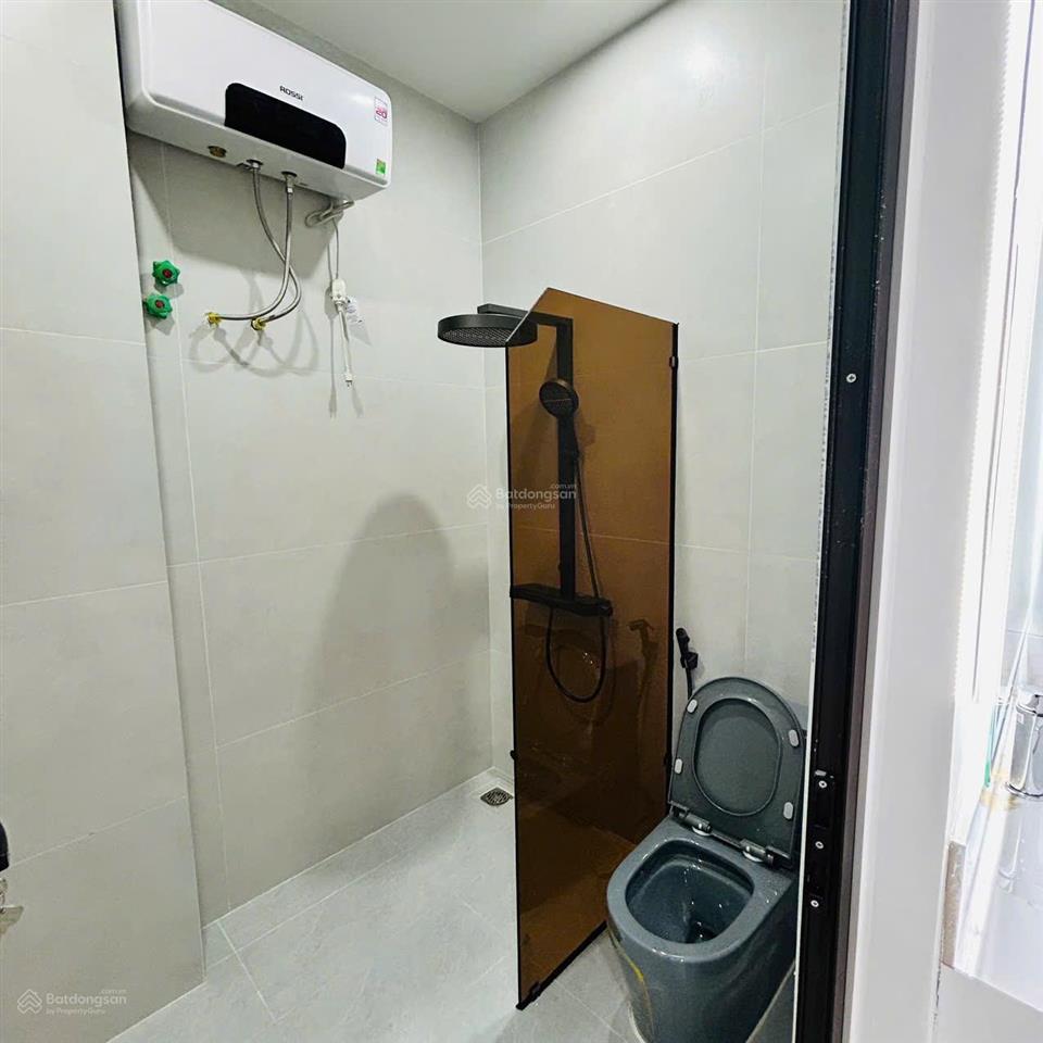 Bán nhà 4 tầng thang máy ktt công an  hồ lâm tường  hoàng minh thảo  chùa hàng