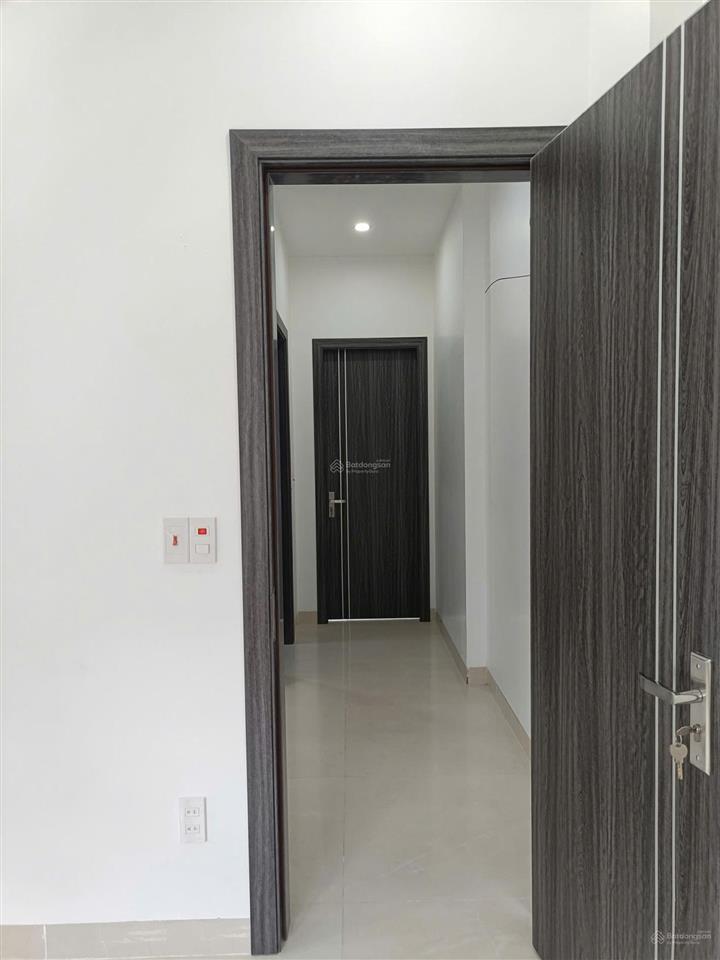 Cần bán nhà 3 tầng mới, cạnh chợ trà khê  giá tốt, hoa hồng cao