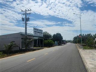 Bán đất 10x28 full thổ cư  mặt tiền đường nhựa  gần biển cam bình  giá chỉ 3,5 tỷ