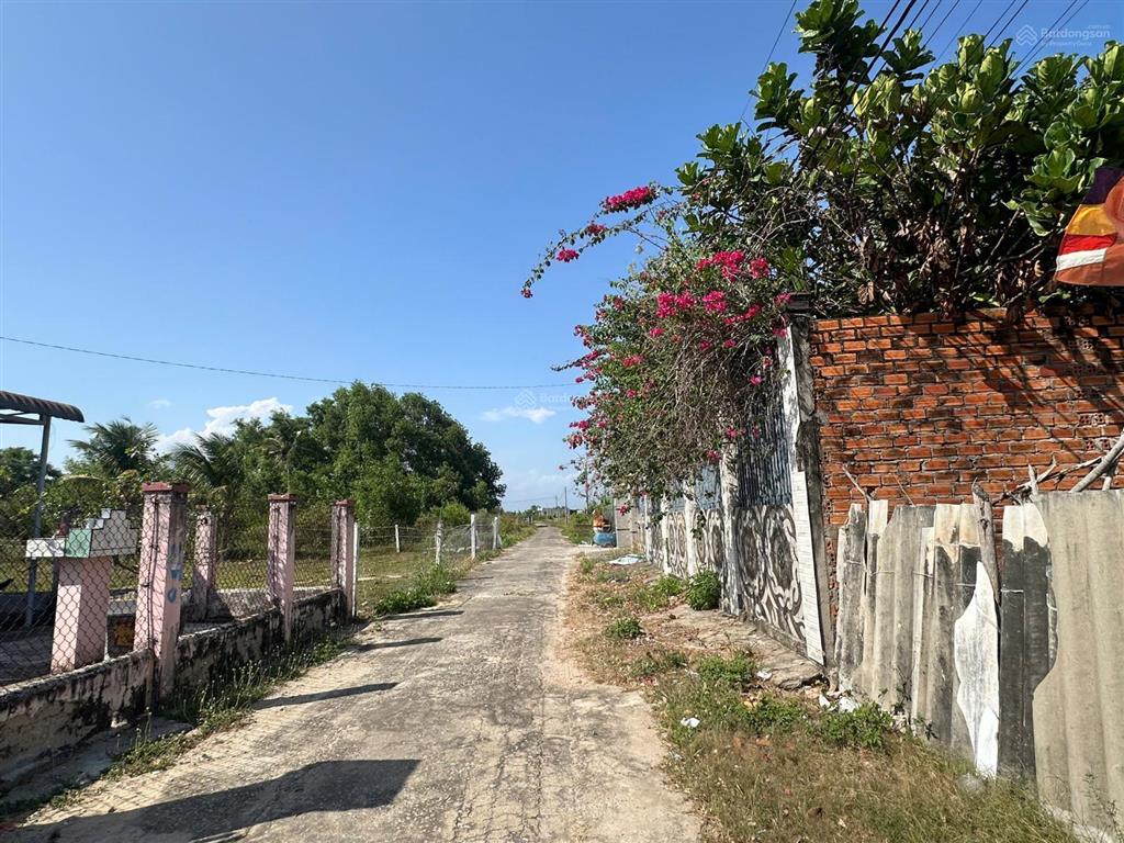 Chỉ 1,6 tỷ sở hữu ngay lô đất gần biển la gi, có sẵn nhà sổ riêng tiềm năng tăng giá cao