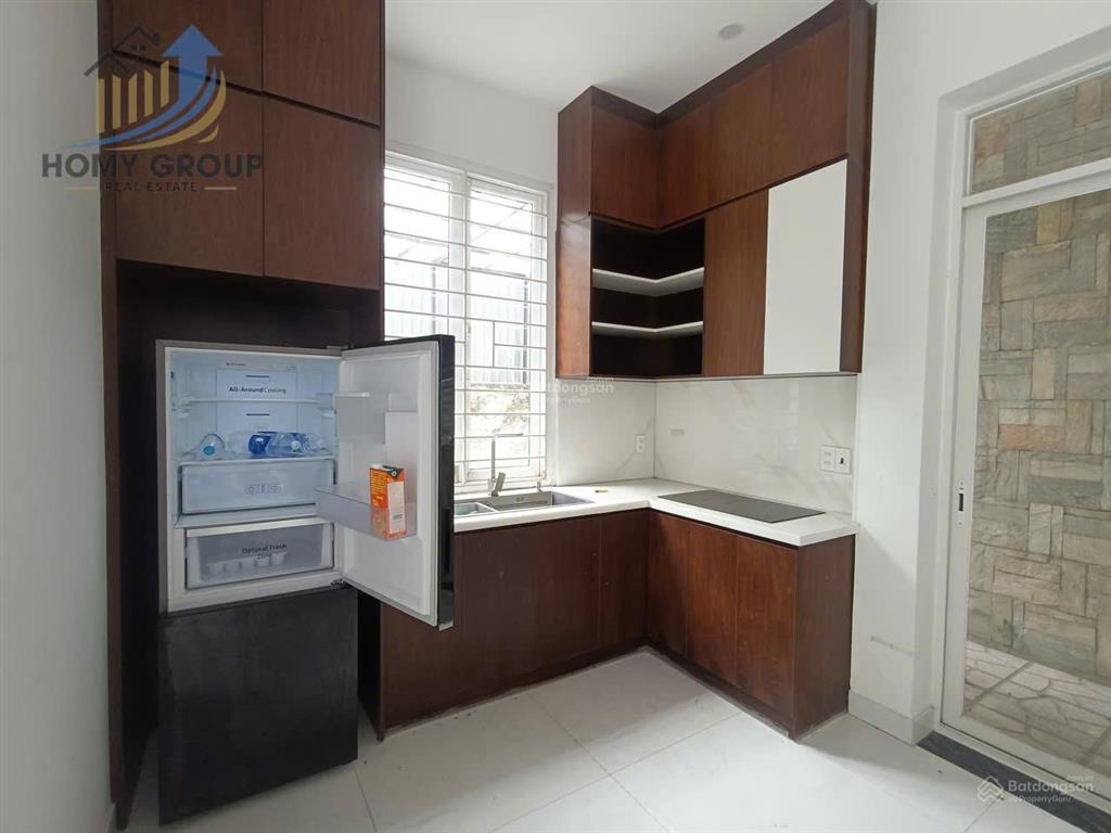Cho thuê nhà sân vườn khu bên sông hiệp bình chánh  17mx14m