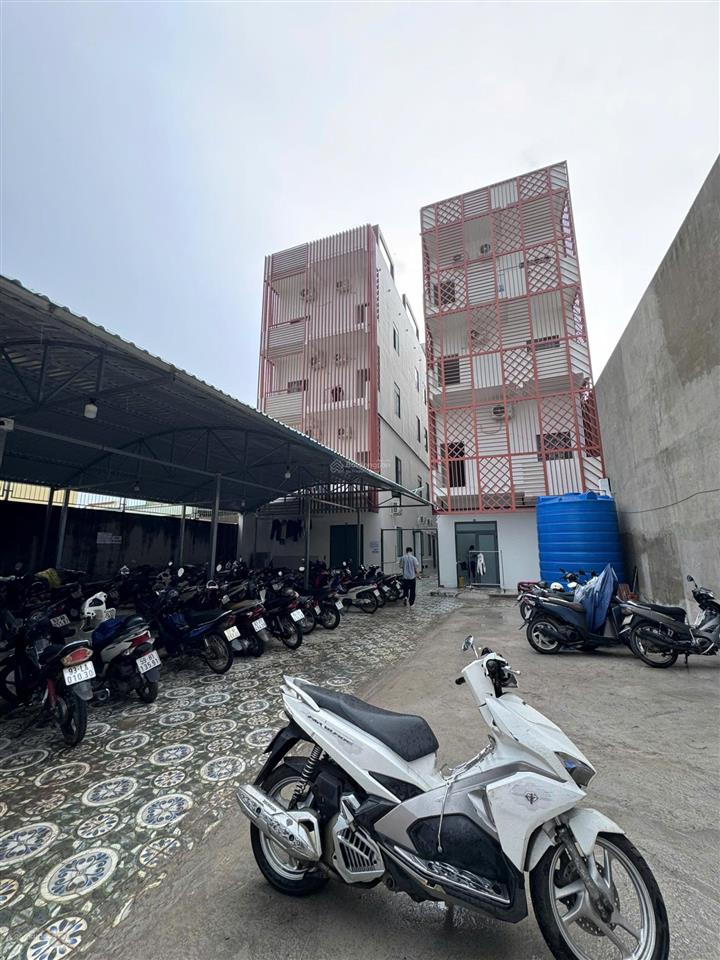 Toà chdv tại số 22, phước long b, quận 9, tp.hcm