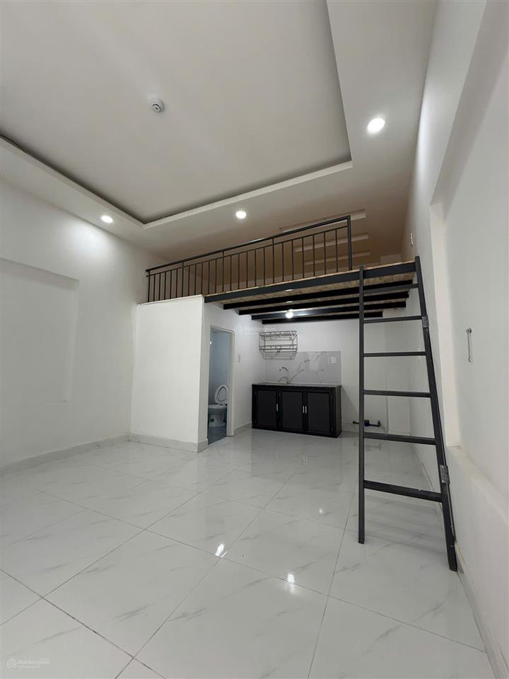 Toà chdv tại số 22, phước long b, quận 9, tp.hcm