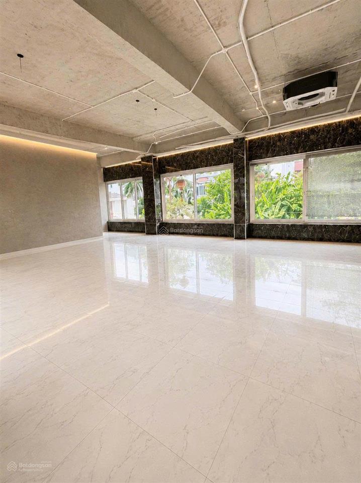 Cho thuê biệt thự mặt tiền nguyễn văn hưởng thảo điền
