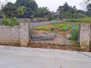 2,8 tỷ sở hữu ngay lô đất đẹp s 354m2,có 150m thổ cư ngay gần trung tâm xã,trạm y tế