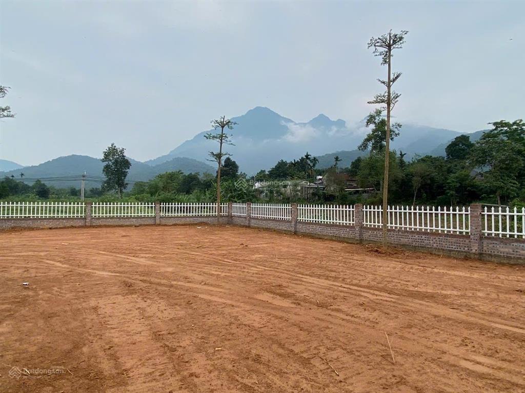 Bán nhanh lô đất nghỉ dưỡng 456m2.sẵn sổ,view núi,bám suối,vị trí đẹp