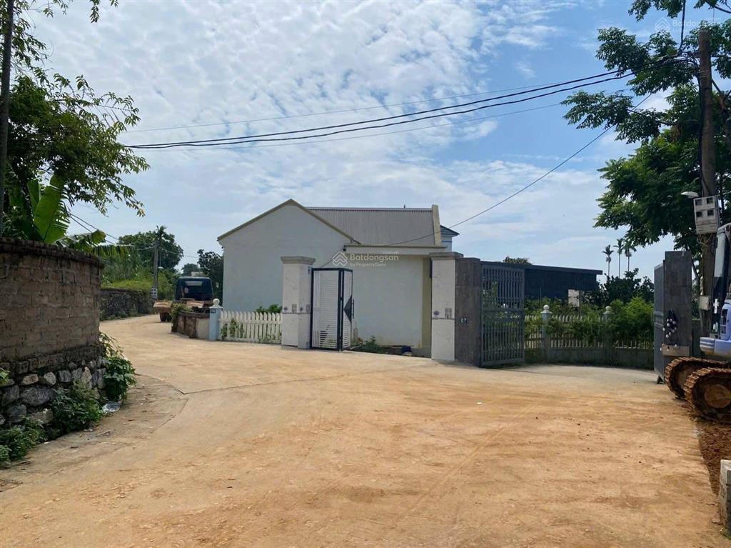 Cần bán 380m², có 150m thổ cư, bám cánh đồng, view núi, vị trí đẹp, đường rộng