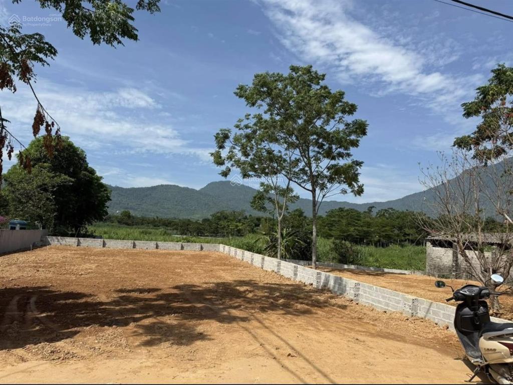 3 tỷ sở hữu ngay lô đất đẹp 387m², có 150m thổ cư, vị trí đẹp view núi bám cánh đồng