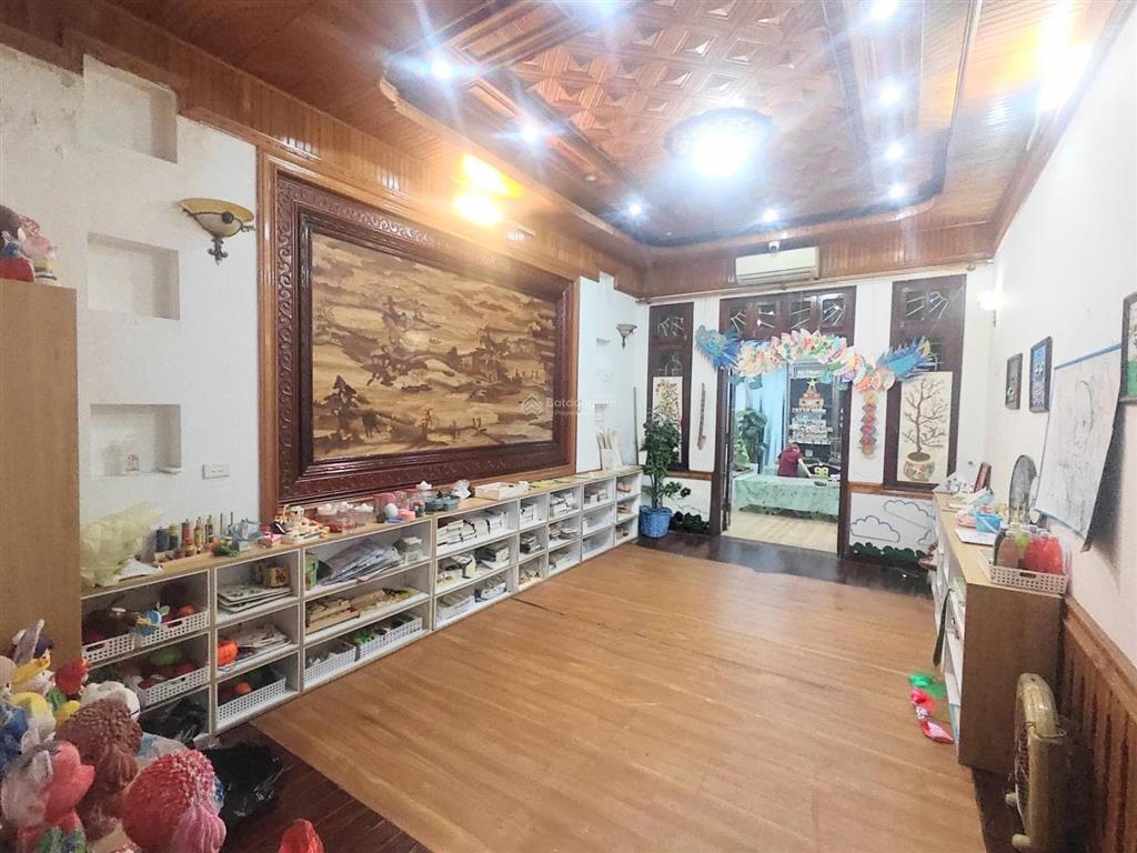 Cho thuê mặt bằng kinh doanh t2 nguyễn sơn 80m  thông sàn, 10 tr/th