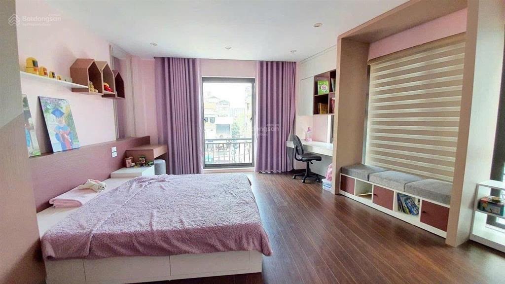 Cho thuê nhà nc 6t  thang máy  nguyễn sơn, long biên 40m x6t, 18 tr/th