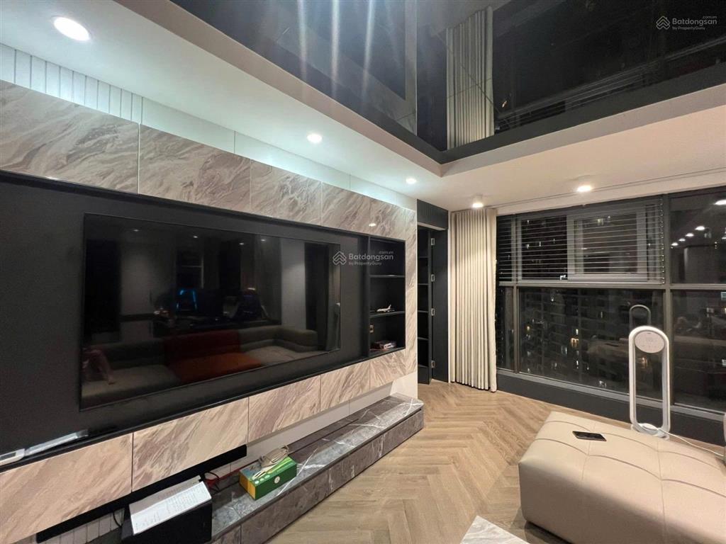 Bán gấp căn hộ 4pn 140m2 full nội thất rộng và rẻ nhất sunshine garden  phạm minh đức  0982 869 ***