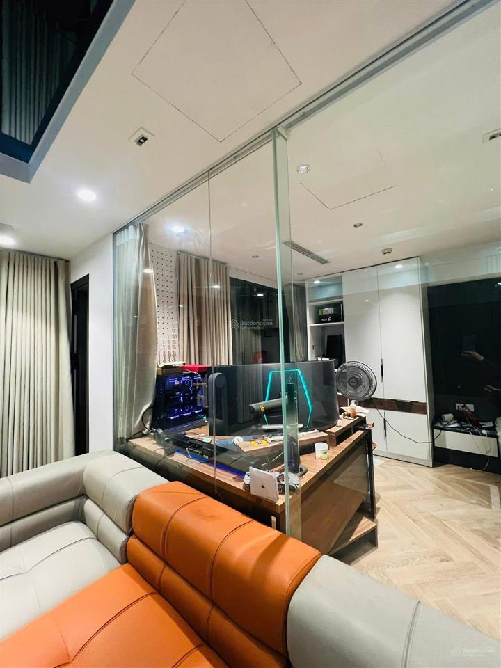 Bán gấp căn hộ 4pn 140m2 full nội thất rộng và rẻ nhất sunshine garden  phạm minh đức  0982 869 ***