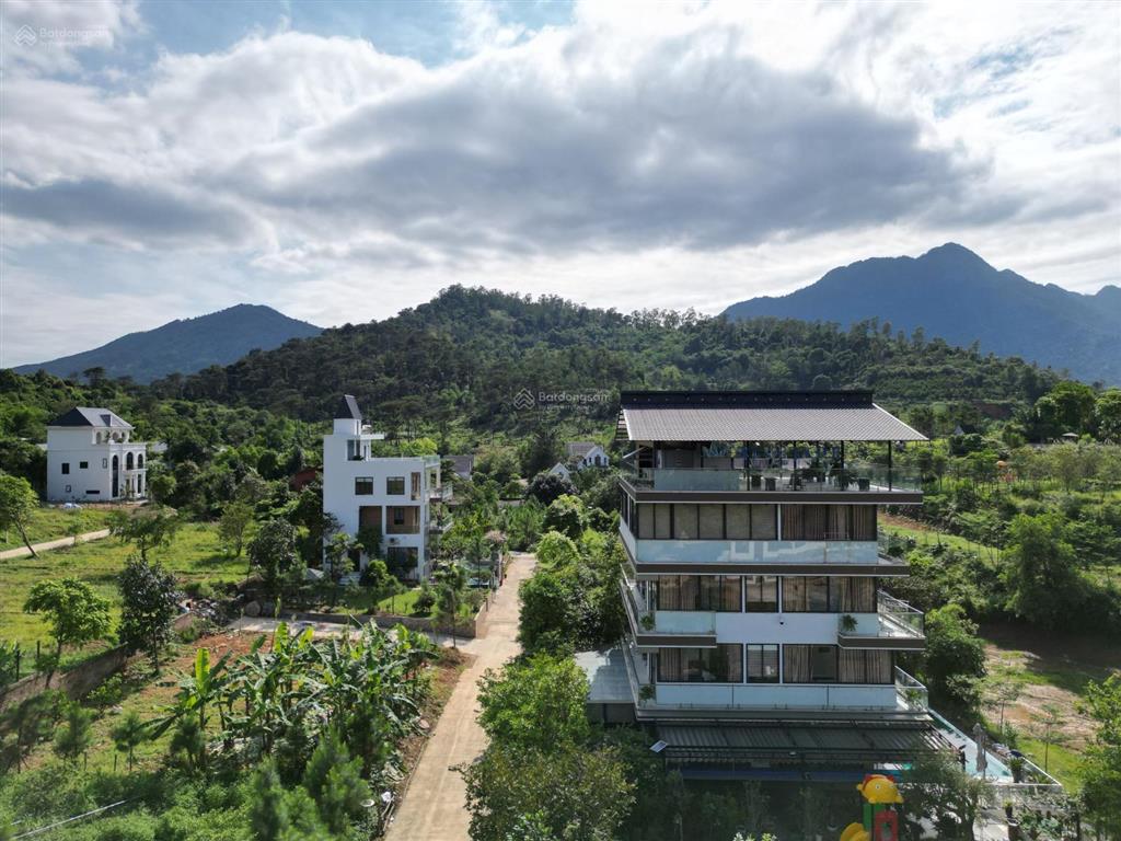 Bác nào tìm đất xây biệt thự nghỉ dưỡng view hồ không thể bỏ qua lô đất này