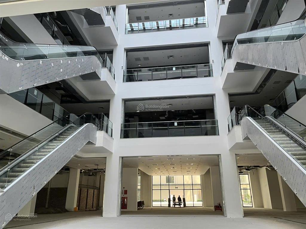 Bán căn hộ 83,3m2 2pn2vs view lk nhật dự án the wisteria giá chỉ 5.5 tỉ bao phí  0941 915 ***