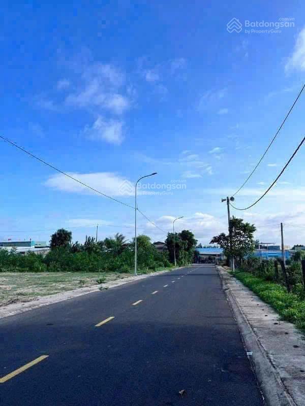 Còn duy nhất lô f0 mặt tiền đường nhựa thuộc tam phước  long đất  brvt diện tích ngang 5 x 44m