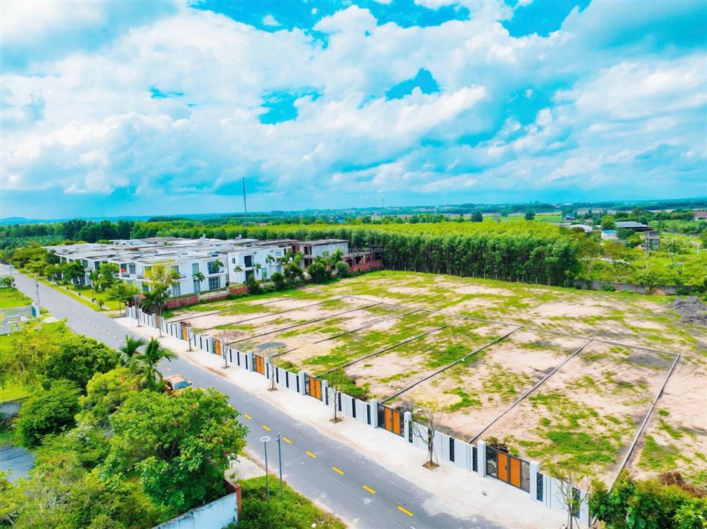 Đất thị trấn phước hải  tphcm ngay tỉnh lộ 44b  cách biển chỉ 5km  cạnh bên khu dân cư phan gia