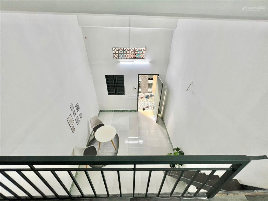 Cho thuê phòng trọ 105 bạch đằng tân bình