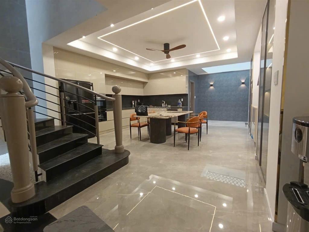Cần cho thuê villa ngang 6m hxh 309/2b nguyễn văn trỗi p.2 q.tân bình