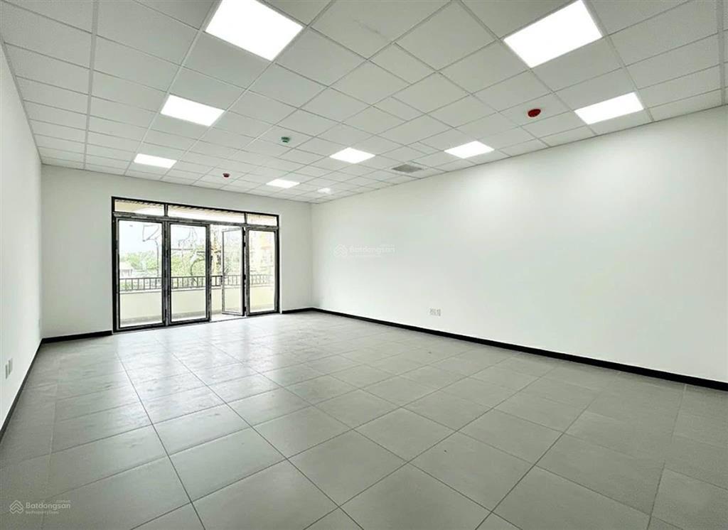 Cần cho thuê nhà mt 239a phan xích long, phường 2, quận phú nhuận. diện tích 5x20m