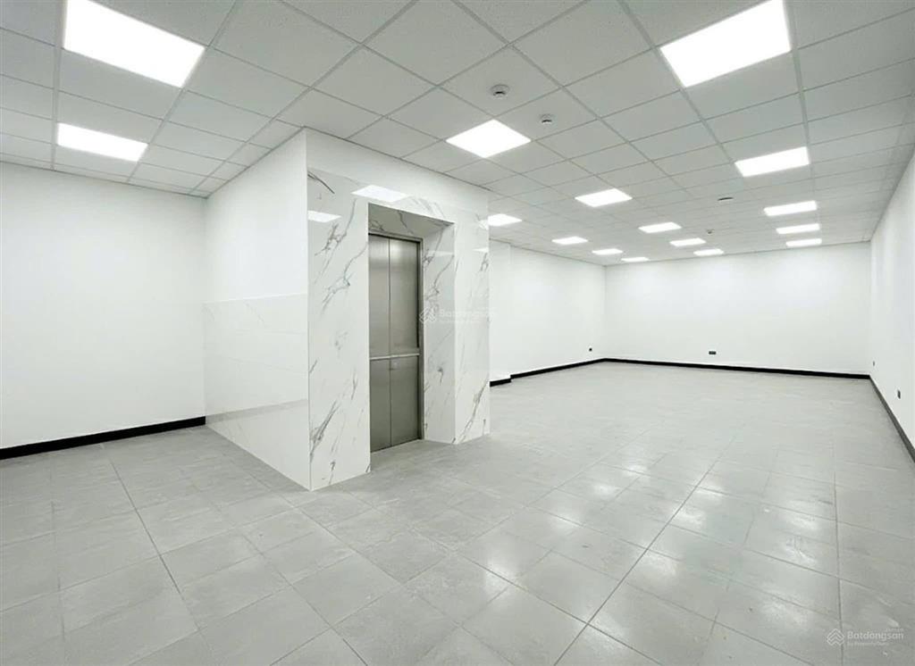 Cần cho thuê nhà mt 239a phan xích long, phường 2, quận phú nhuận. diện tích 5x20m