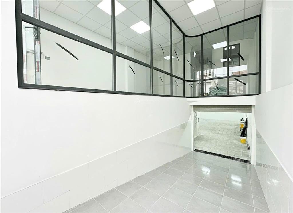 Cần cho thuê nhà mt 239a phan xích long, phường 2, quận phú nhuận. diện tích 5x20m