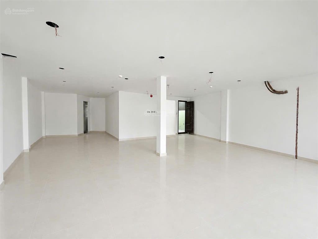 Cần cho thuê mt 281a huỳnh văn bánh, p. 11 q. phú nhuận gần khúc lê văn sỹ  hồ biểu chánh