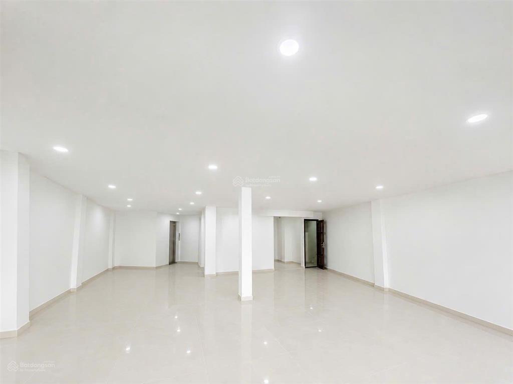 Cần cho thuê mt 281a huỳnh văn bánh, p. 11 q. phú nhuận gần khúc lê văn sỹ  hồ biểu chánh