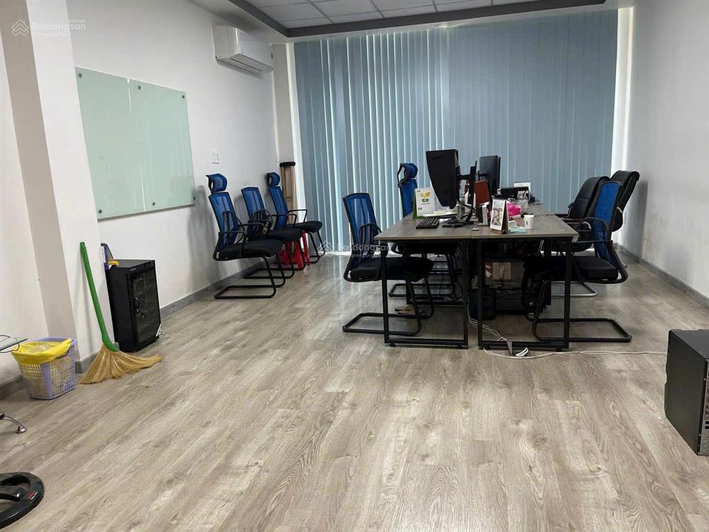 Cần cho thuê nhà mt 23b phan đăng lưu, p. 3, q. bình thạnh gần chợ bà chiểu