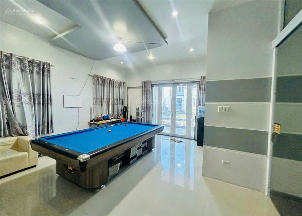 Bán nhà lầu mặt tiền đường nguyễn trãi  tp phan thiết, gần siêu thị co.opmart, đại lộ lê duẩn