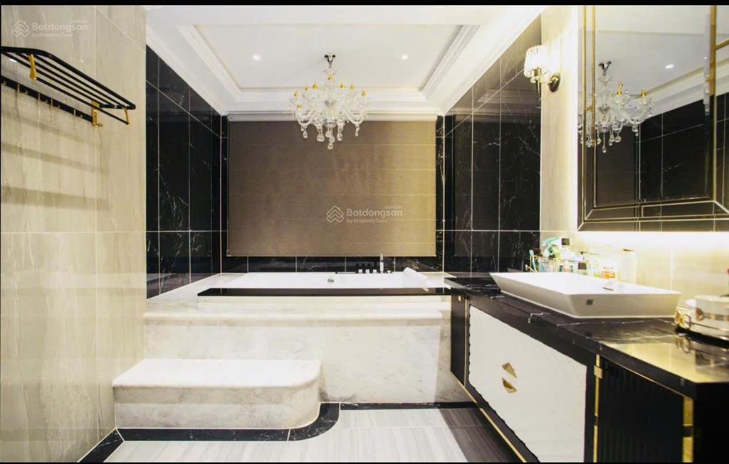 Bán biệt thự căn góc  phường xuân an  tp biển phan thiết, nằm trong khu biệt thự trung tâm tp