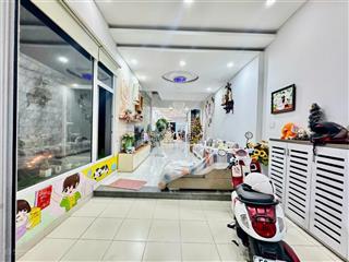 Bán nhà mặt tiền mai hắc đế phường 15 q8 , 144m2, 4 lầu, 5 pn chỉ 11,5 tỷ