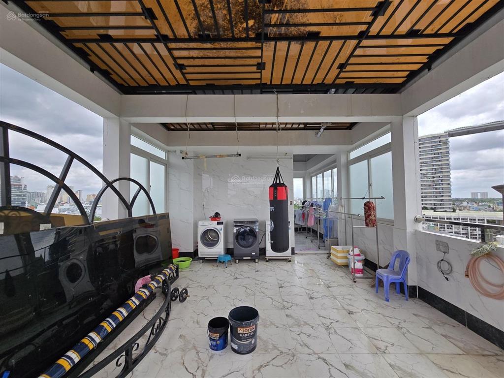 Bán nhà mặt tiền quận 8 , 5p qua q1 , 6 lầu, thang máy , 106m2 chỉ 25 tỷ