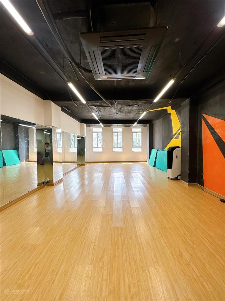 Bán tòa nhà mặt tiền bình thạnh, hầm, 8 lầu, thang máy chỉ 34,5 tỷ