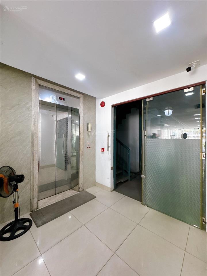 Bán tòa nhà mặt tiền bình thạnh, hầm, 8 lầu, thang máy chỉ 34,5 tỷ