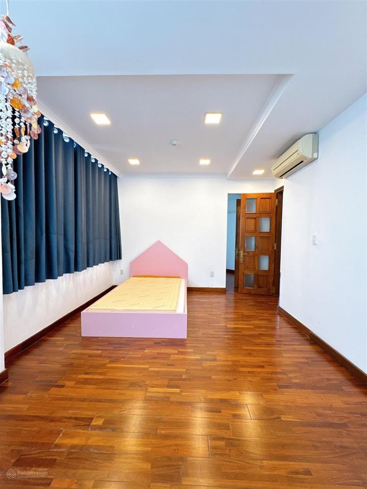 Bán tòa nhà mặt tiền bình thạnh, hầm, 8 lầu, thang máy chỉ 34,5 tỷ