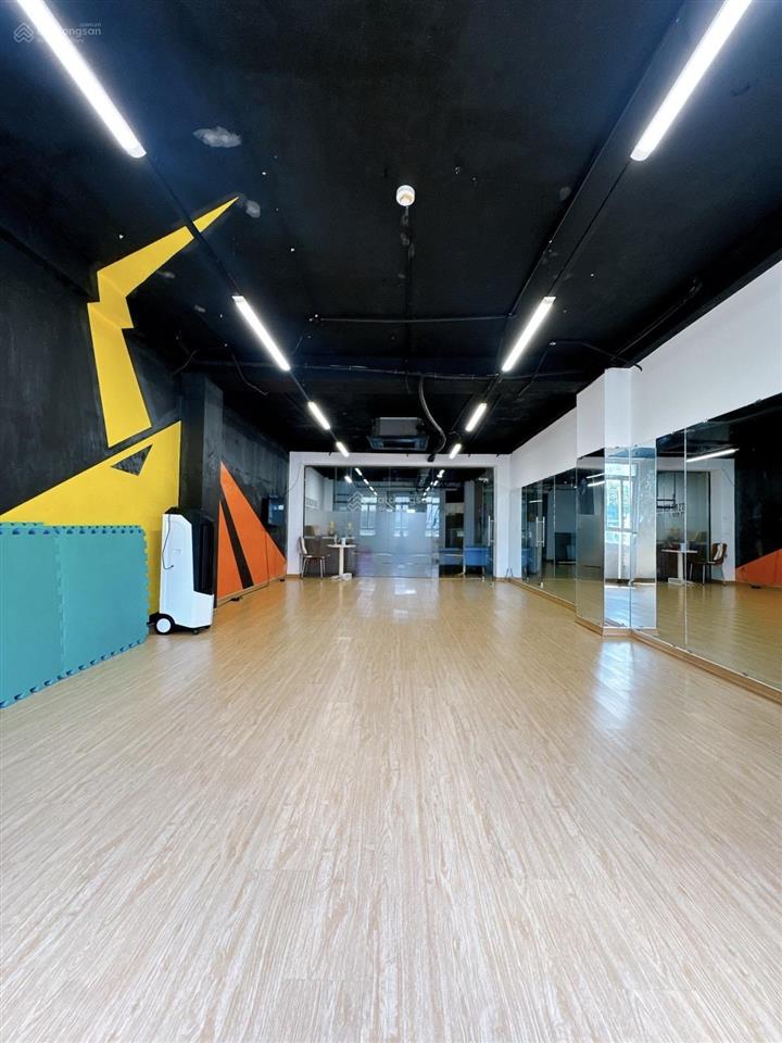 Bán tòa nhà mặt tiền bình thạnh, hầm, 8 lầu, thang máy chỉ 34,5 tỷ