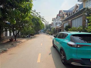 Bán đất xây biệt thự, nhà, kdc gia hoà, phong phú 144m2, 8x18m chỉ 7 tỷ