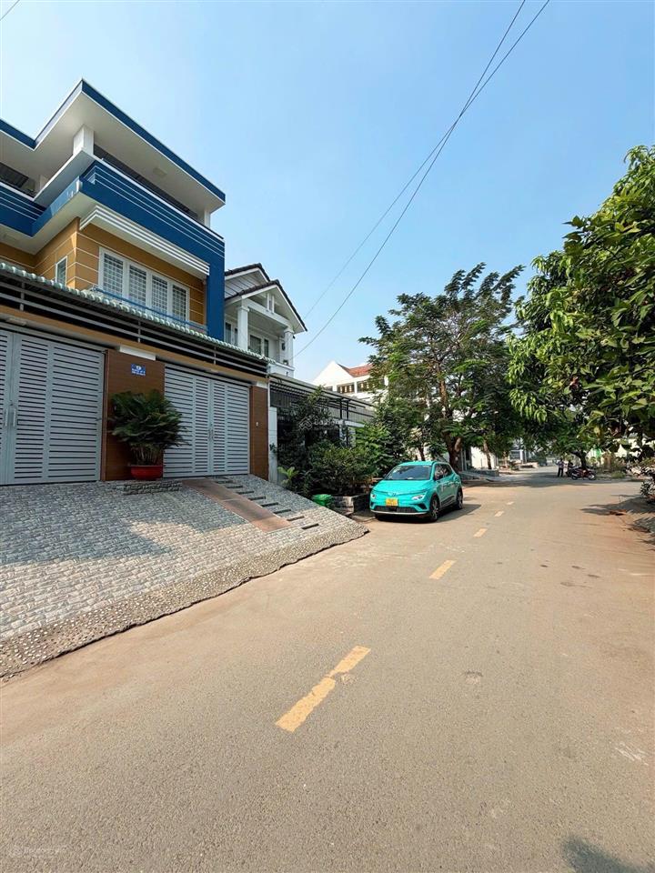 Bán đất xây biệt thự, nhà, kdc gia hoà, phong phú 144m2, 8x18m chỉ 7 tỷ