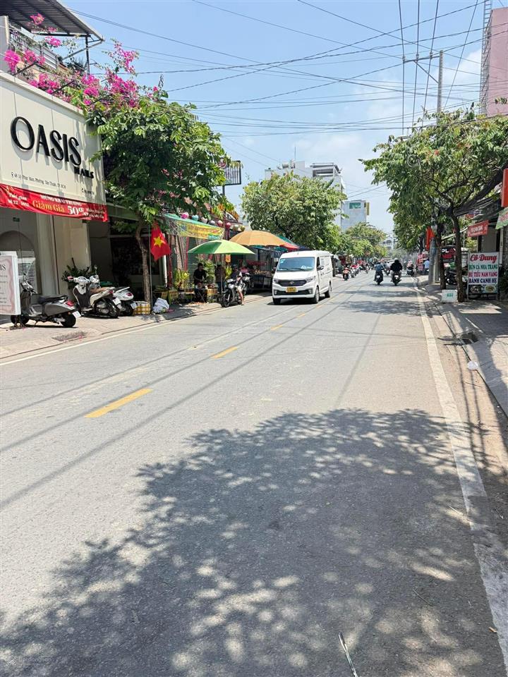 Bán nhà mặt tiền lý phục man quận 7, 4 tầng, 7x40m chỉ 52 tỷ