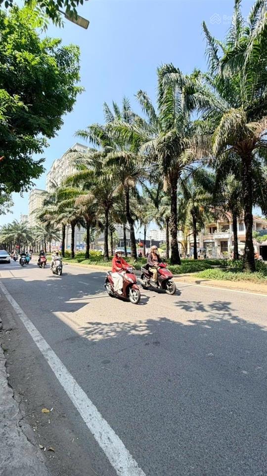 Bán toà nhà hầm, 6 lầu, sân thượng, 200m2 mặt tiền 9a kdc trung sơn